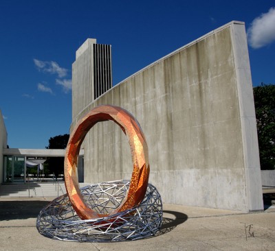 ShinySculpture_1.jpg