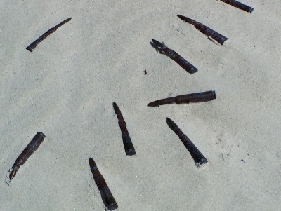 WhiteSands6-21-15_UXO.jpg (130.71 KiB) Viewed 3003 times WhiteSands6-21-15_UXO.jpg